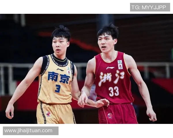 南京羽毛球队在世界锦标赛积分榜上以56分稳居第一名展现强劲实力